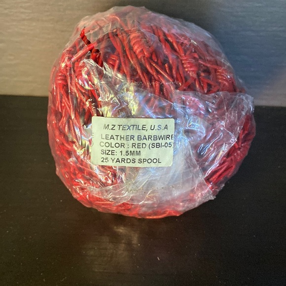 Leather barbed wire - Picture 1 of 1